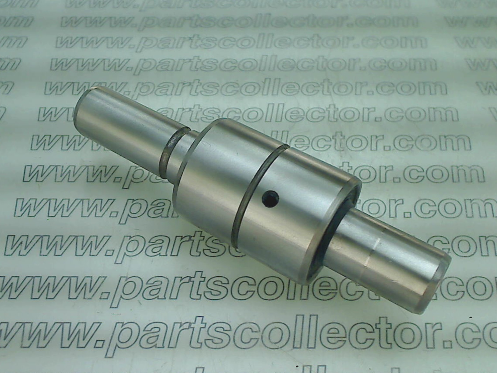 FERRARI  Engine code 8843 compatible with: FERRARI 206 DINO, FERRARI 206 S, FERRARI 246 DINO, FIAT 130, FIAT DINO 2400 - additional view